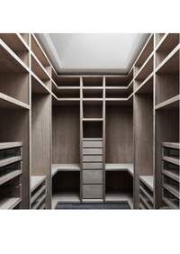 П-образная гардеробная комната в классическом стиле Бердск